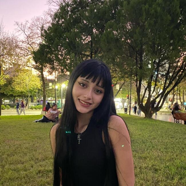 Niñera en La Plata: Iara