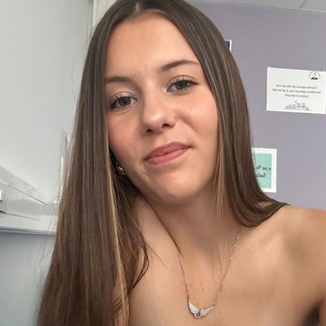 Babysitter in Saint-Étienne-lès-Remiremont: Lily-Rose