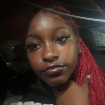 Babysitter in Baltimore: Yana