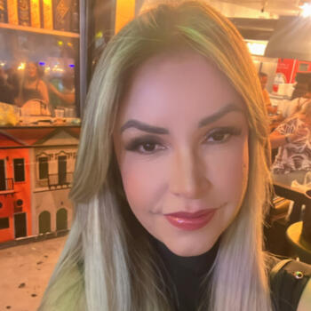 Emprego de babá em São Paulo: emprego de babá Camila