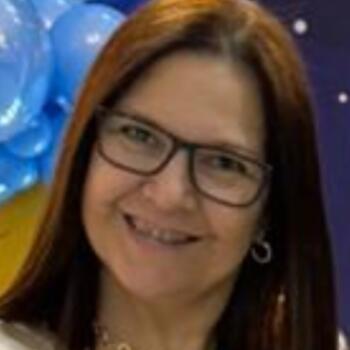 Babysitter Gravataí: Simone