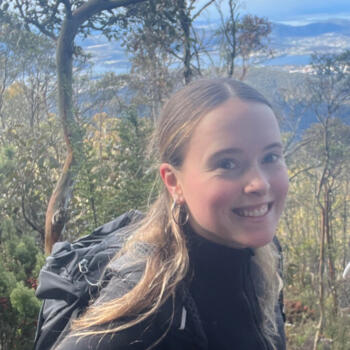 位于荷巴特的临时保姆: Jemima