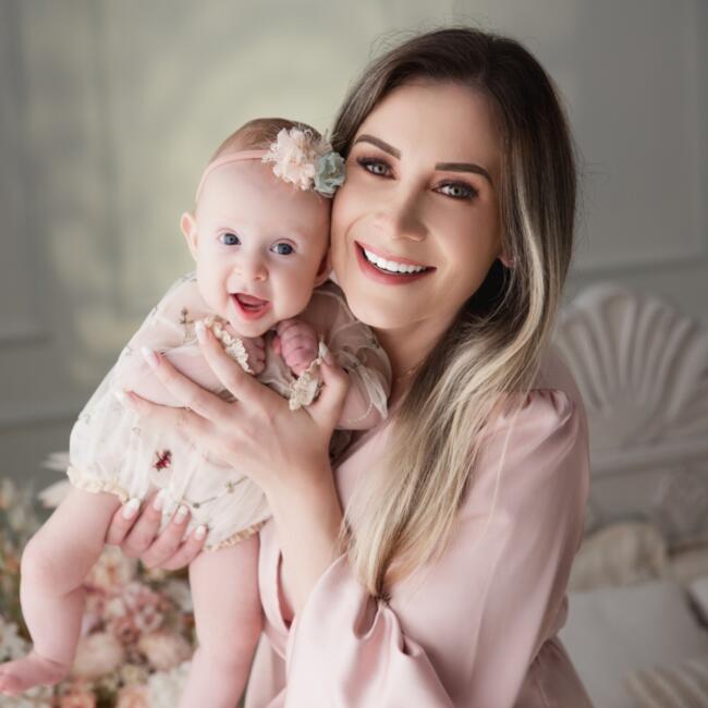 Babá em Balneário Camboriú: Juliane