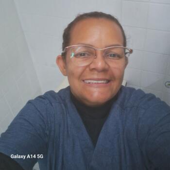 Babysitter Rio de Janeiro: CLAUDIA