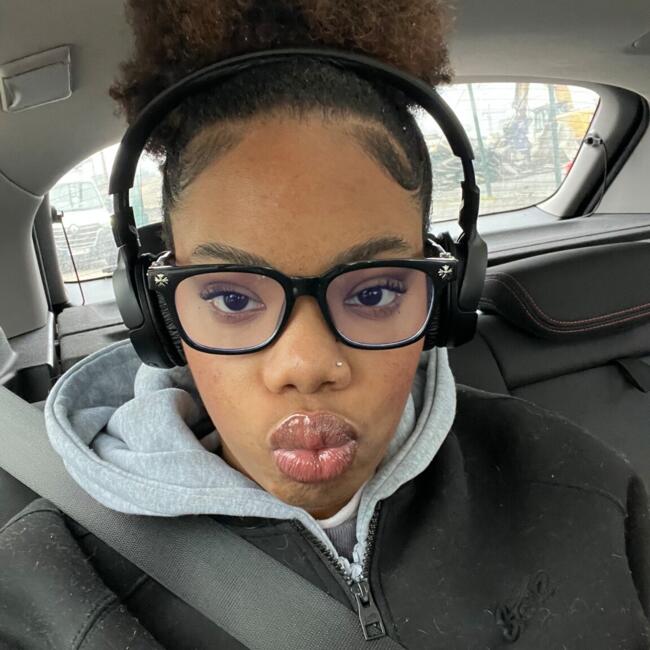 Babysitter in Bezons: Koutha