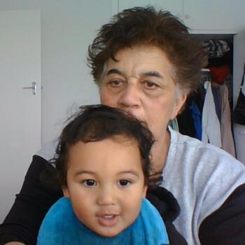 Babysitter in Levin: Debbie