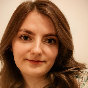 Babysitter in Iași: Lorena