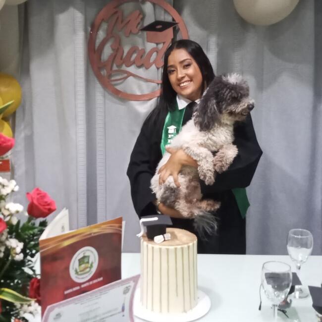 Niñera en Santa Rosa (Departamento de Bolívar): Adriana