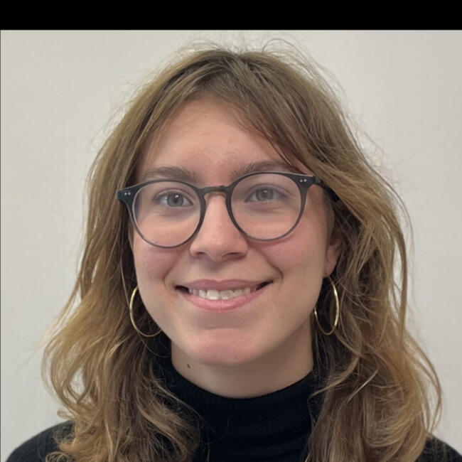 Babysitter in Suresnes: Cerise