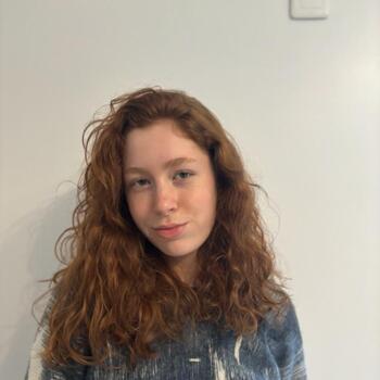 Babysitter in Rueil-Malmaison: Lucie