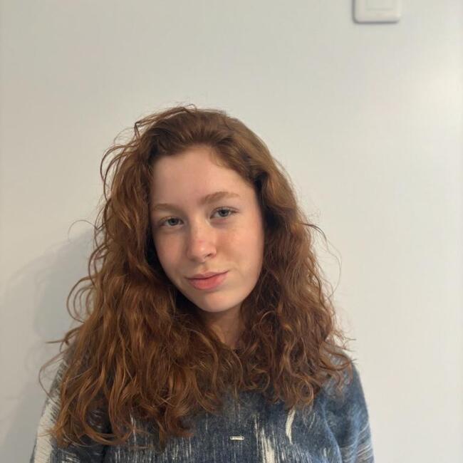 Babysitter in Rueil-Malmaison: Lucie