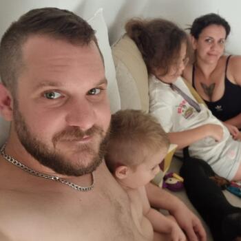 Babysitting job in Sitges: babysitting job Nicolas