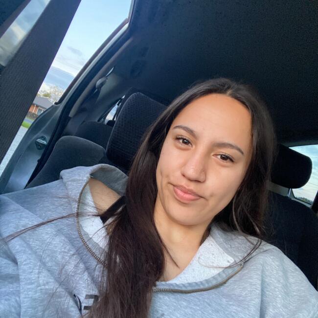Babysitter em Whangarei: Sally
