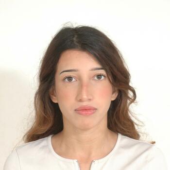 Babysitter in Meknes: Douae