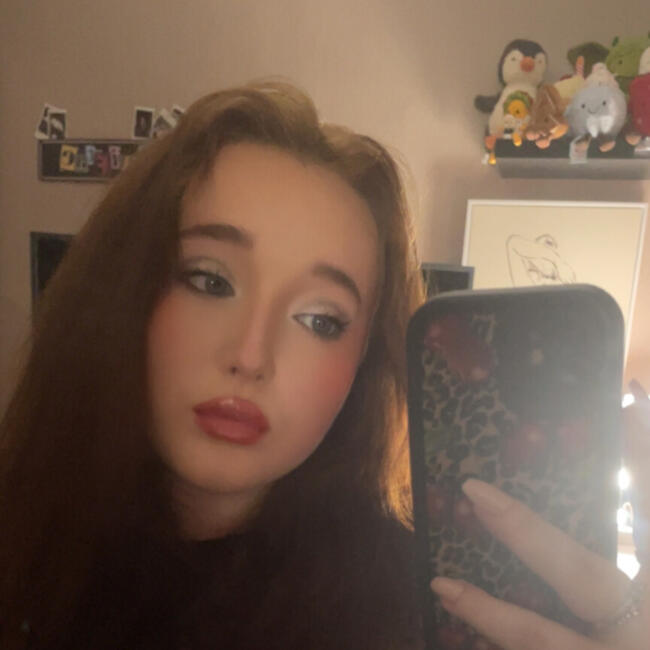 Babysitter in Nottingham: Jenna