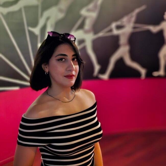 Babysitter in Milan: Qazal