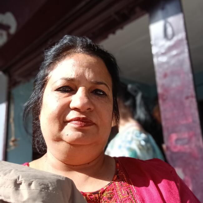 Babysitting job in Bhayandar: Reena