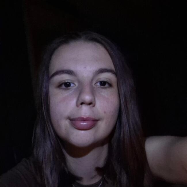 Babysitter in Sint-Truiden: Chanaja