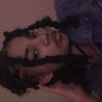 Babysitter in Seagoville: Velicia