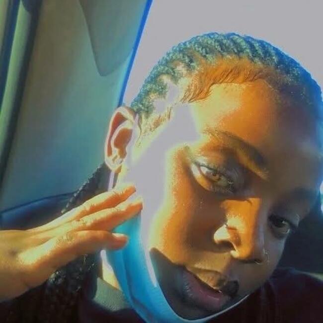 Babysitter in Cape Town: Thando