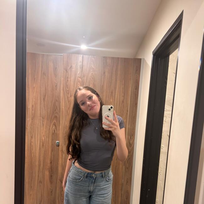 Babysitter in Perth: Isabel