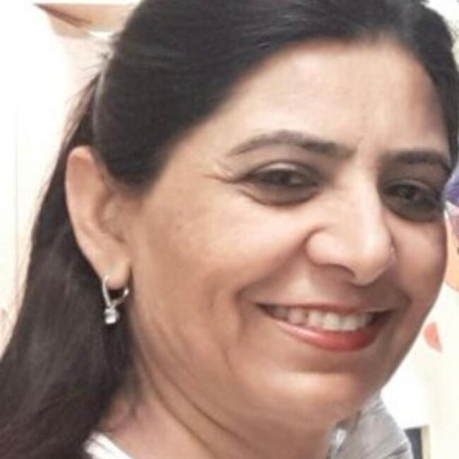 Baby-sitter in Airdrie: Sukhpal