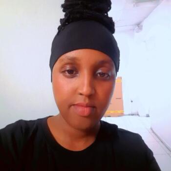 Babysitter in Dubai: Pollyne