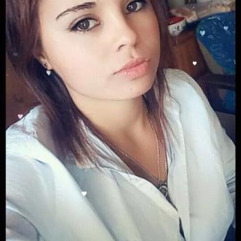 Babysitter in Canelones: Romina