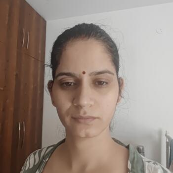 गुरुग्राम में बेबीसिटिंग की नौकरी: बेबीसिटिंग से जुड़े काम Pooja