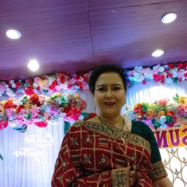 Babysitter in Mumbai: Devanti