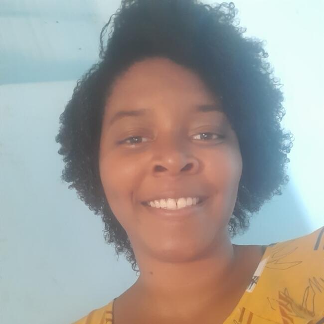 Babá em Araruama: Leticia