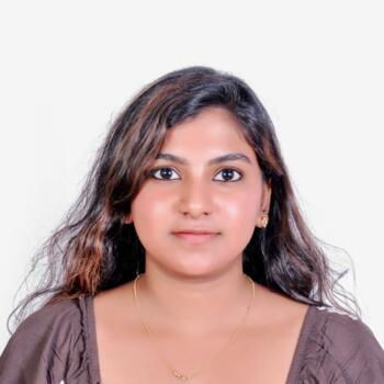 मेट्टुपालयम में बेबीसिटर: Nancy