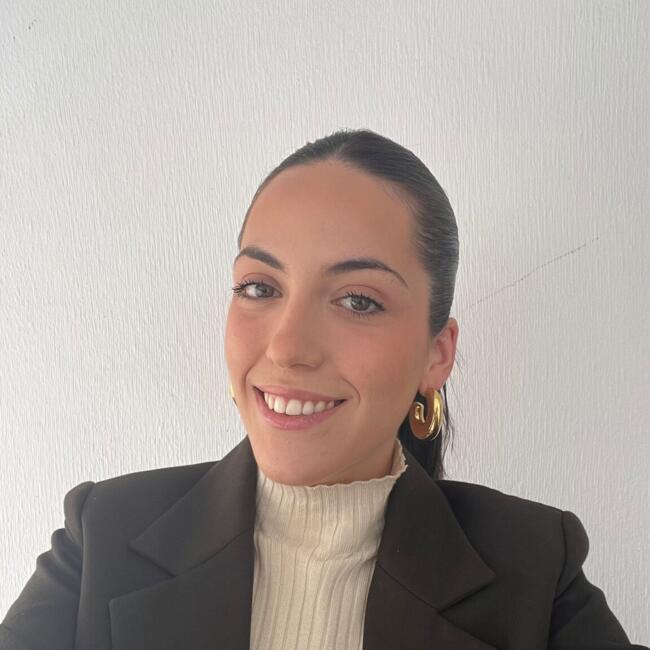 Nanny in Seville: Paula