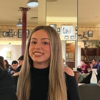 Babysitter in Alzira: Maria