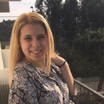 Babysitter Loures: Bruna Magalhães