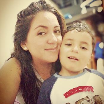 Babysitter Mosquera: Nidia