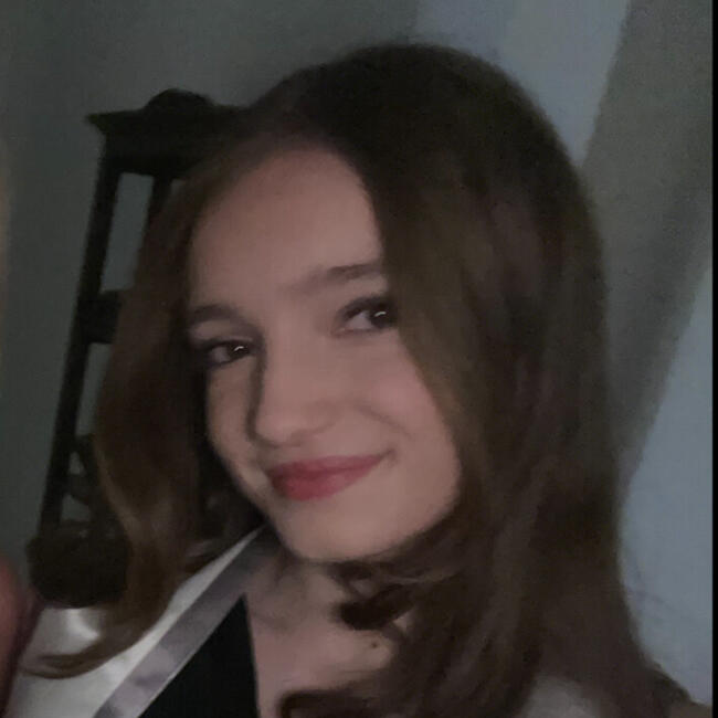 Babysitter in Melbourne: Sienna