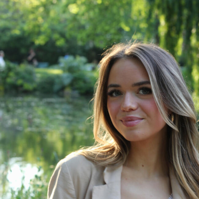 Babysitter in Oslo: Mari