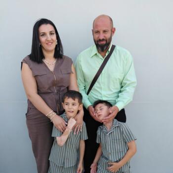 Nanny job in Peligros: babysitting job Miqueas