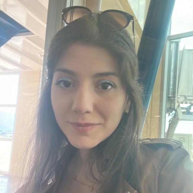 Babysitter in Viuz-en-Sallaz: Samaneh