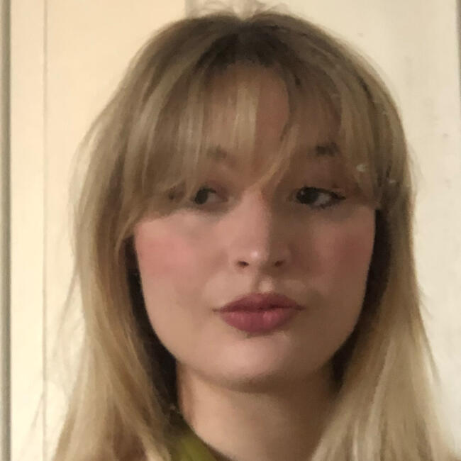 Babysitter in Dijon: Marie