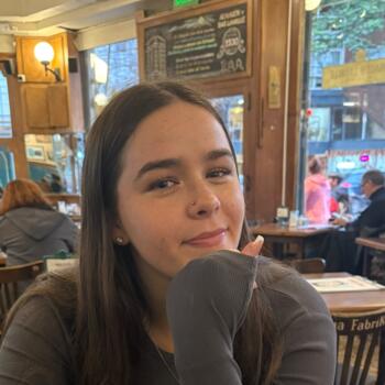 Babysitter in Liverpool: Ines