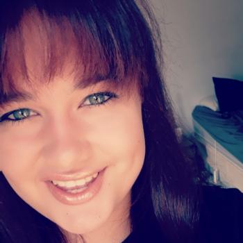 Babysitter Papakura: Megan