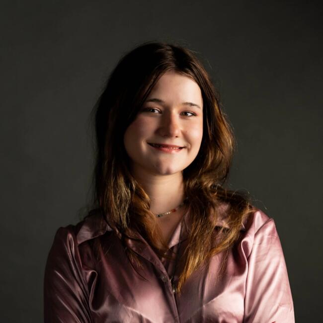 Babysitter in Stallikon: Madi