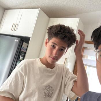 Gardienne d'enfants à Calgary: Andrija