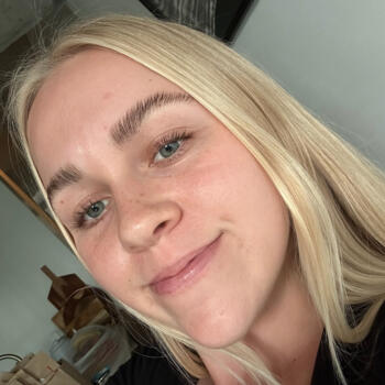 Babysitter Newcastle: Mary