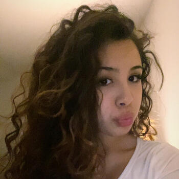 Babysitter in Sens: Meryem