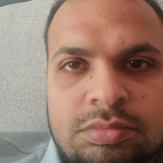 हैदराबाद में बेबीसिटिंग की नौकरी: Khaizar