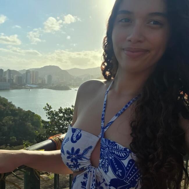 Babá em Vitória: Julya