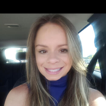 Emprego de babá em Brasília: emprego de babá Roberta